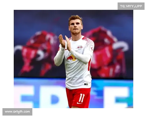 阿贾克斯签下板仓滉交易接近完成 总价1100至1300万欧元